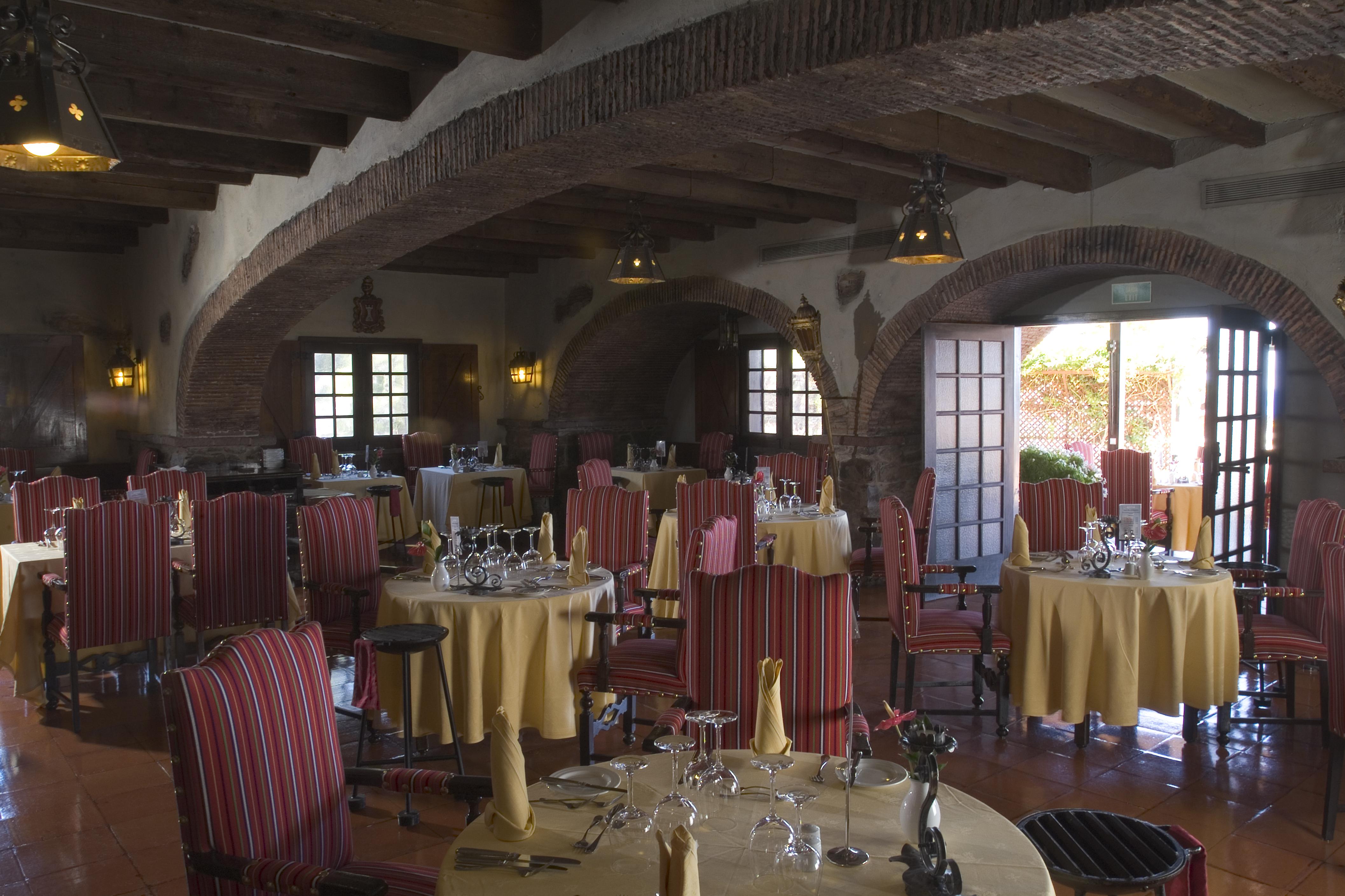 Pestana Carlton Madeira Ocean Resort Hotel Funchal  Restaurant billede Restaurant in the hotel