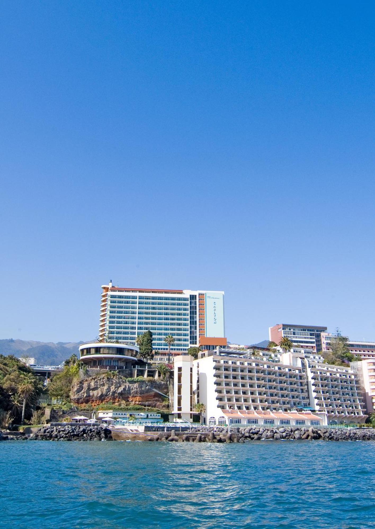 Pestana Carlton Madeira Ocean Resort Hotel Funchal  Eksteriør billede The hotel in 2012