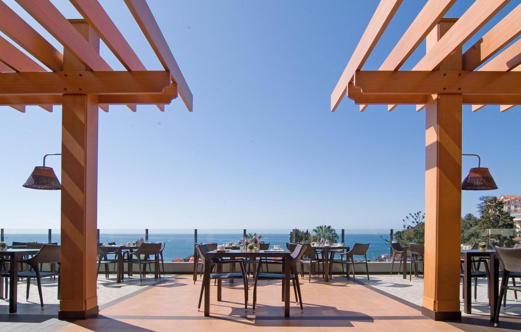 Pestana Carlton Madeira Ocean Resort Hotel Funchal  Eksteriør billede The Beach Club
